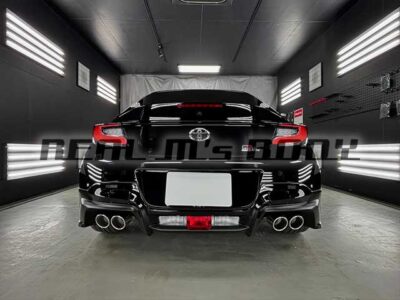  新車でも磨く理由とは？GR86 × 傷の見える研磨ブース施工