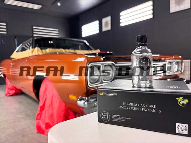 「古いから無理」じゃない。1969年式 初代ロードランナーに蘇る艶……！