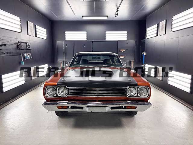「古いから無理」じゃない。1969年式 初代ロードランナーに蘇る艶……！
