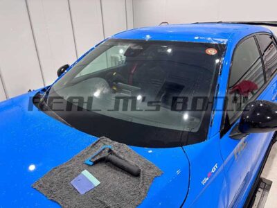 フロントガラス【TPU製】飛石防止フィルム施工のお仕事