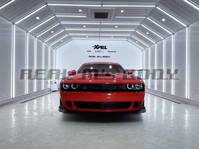 迫力のアメ車、ダッヂチャレンジャーにXPELフロントフル施工＆セラミックコーティング！